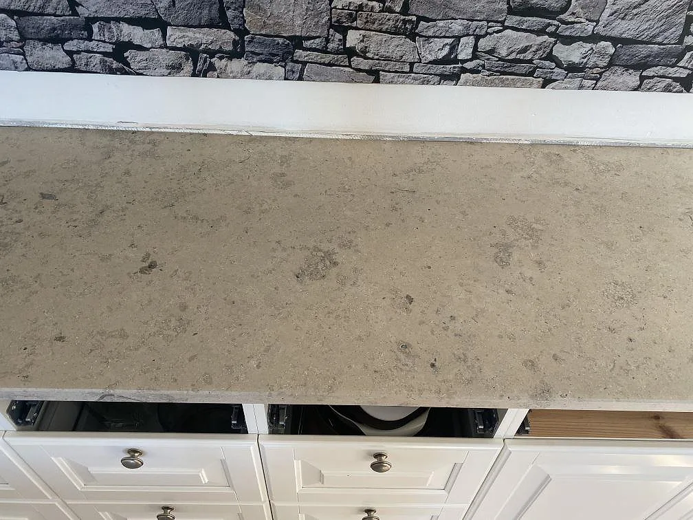 Køkkenbordplade i Jura Grey, Landskrona – billede 2
