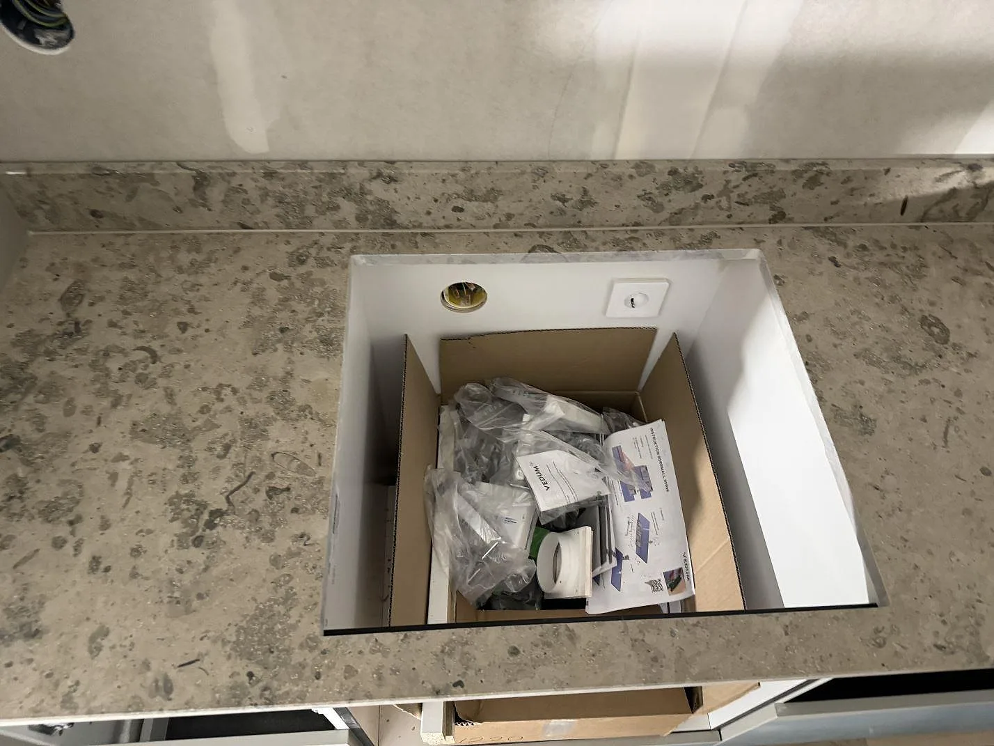 Køkkenbordplade i Jura Grey, Landvetter – billede 5