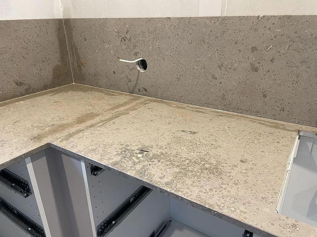 Køkkenbordplade i Jura Grey, Lekeryd – billede 7
