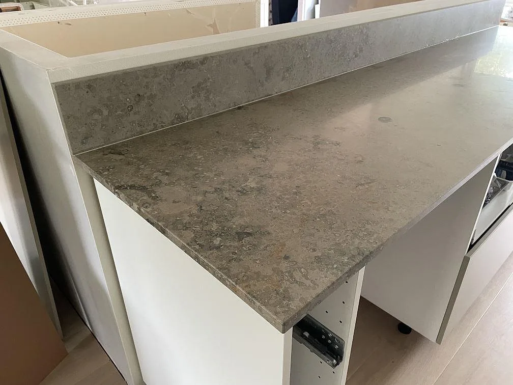 Køkkenbordplade i Jura Grey, Lindome – billede 5