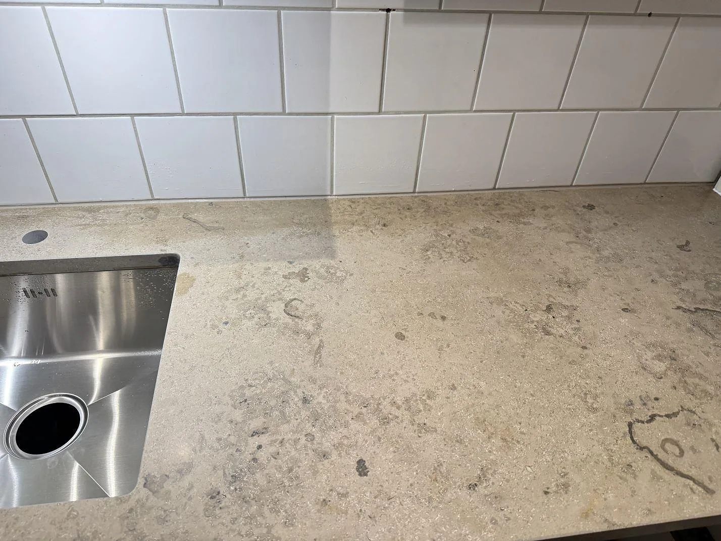 Køkkenbordplade i Jura Grey, Lund – billede 3