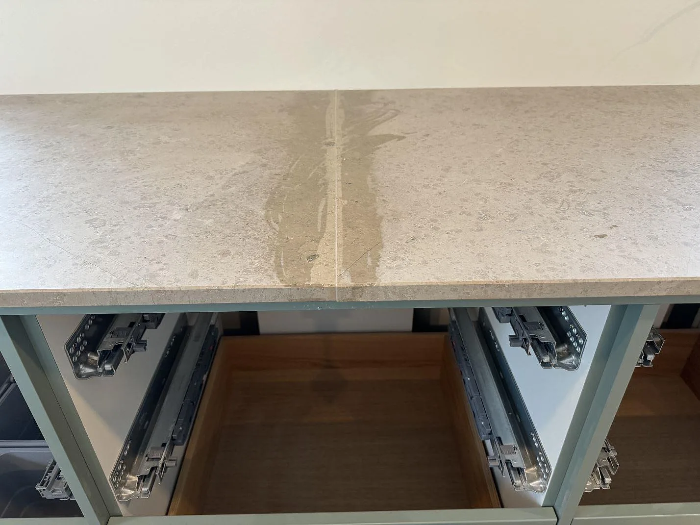 Køkkenbordplade i Jura Grey, Lyngby – billede 8