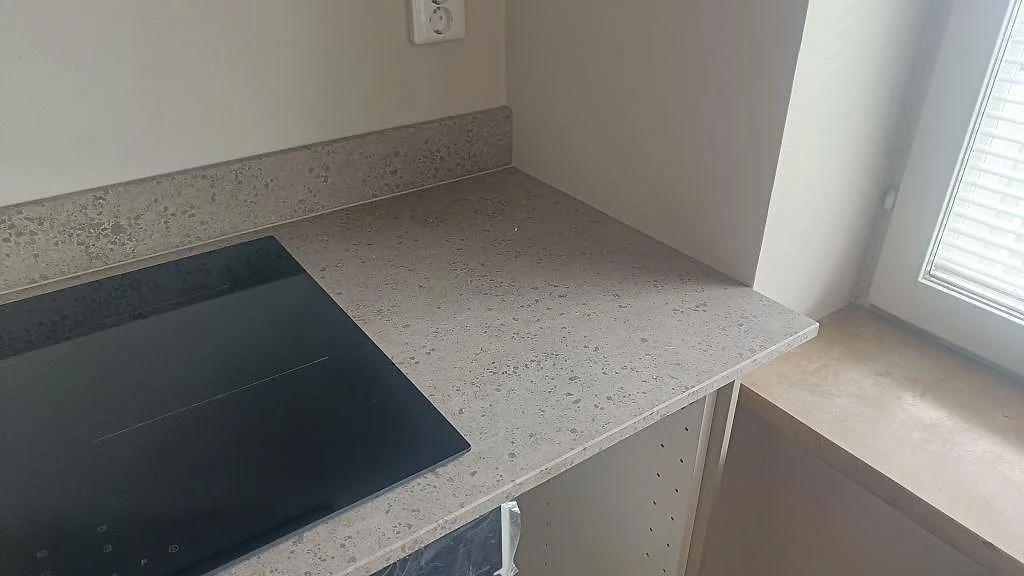Køkkenbordplade i Jura Grey, Malmö – billede 2