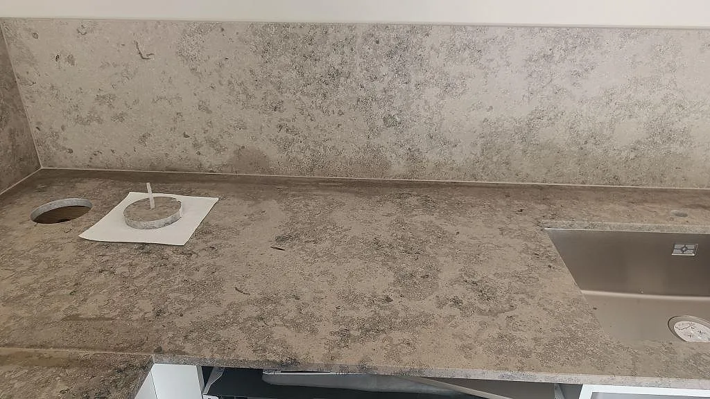 Køkkenbordplade i Jura Grey, Malmö – billede 2
