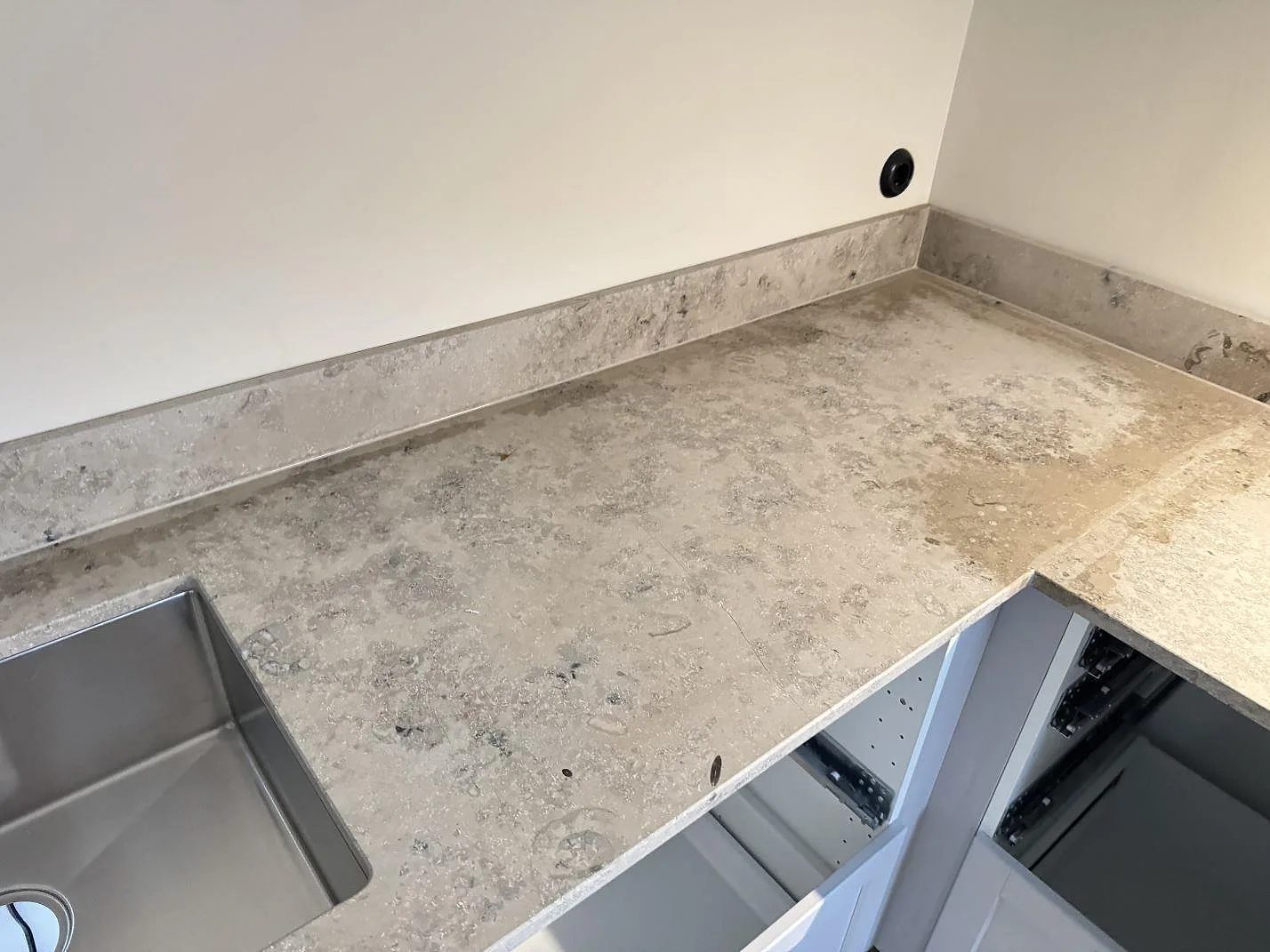Køkkenbordplade i Jura Grey, Malmö – billede 3