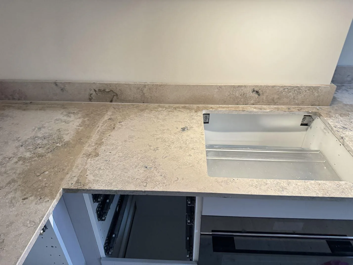 Køkkenbordplade i Jura Grey, Malmö – billede 5