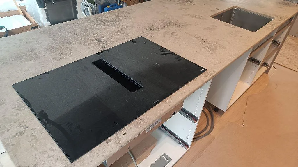 Køkkenbordplade i Jura Grey, Marstrand – billede 3