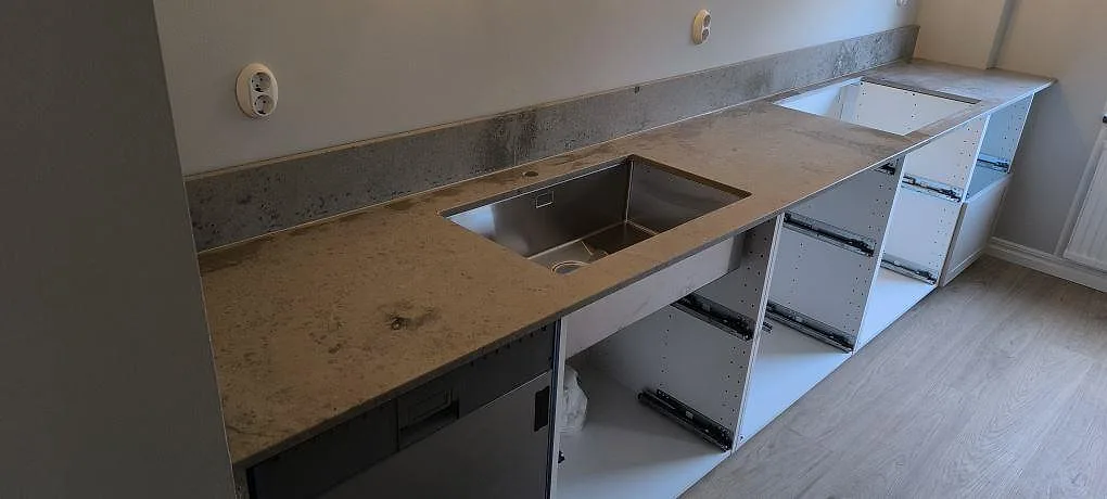 Køkkenbordplade i Jura Grey, Oxelösund – billede 2