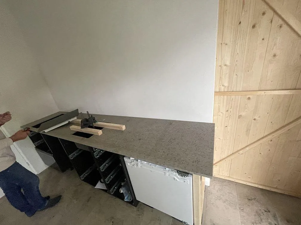 Køkkenbordplade i Jura Grey, Skanör – billede 2