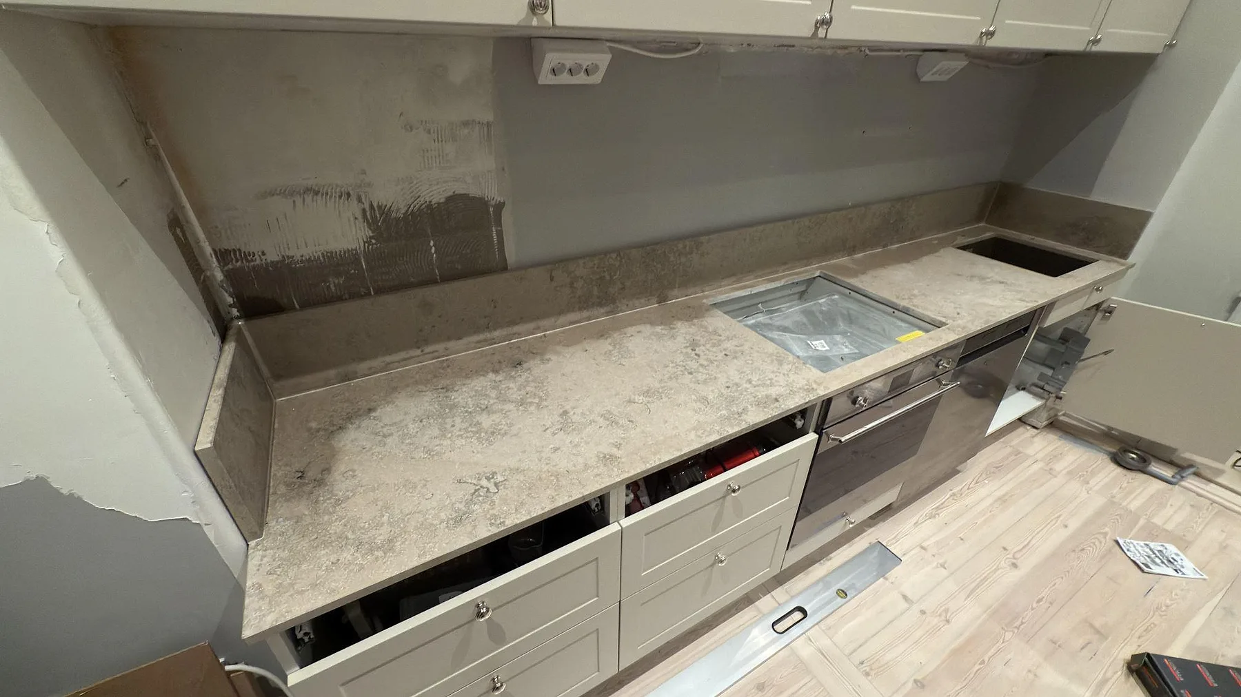 Køkkenbordplade i Jura Grey, Stockholm – billede 2