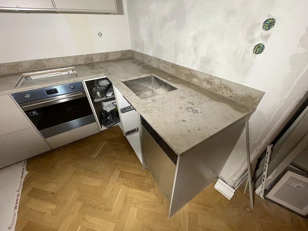 Køkkenbordplade i Jura Grey, Stockholm – billede 2
