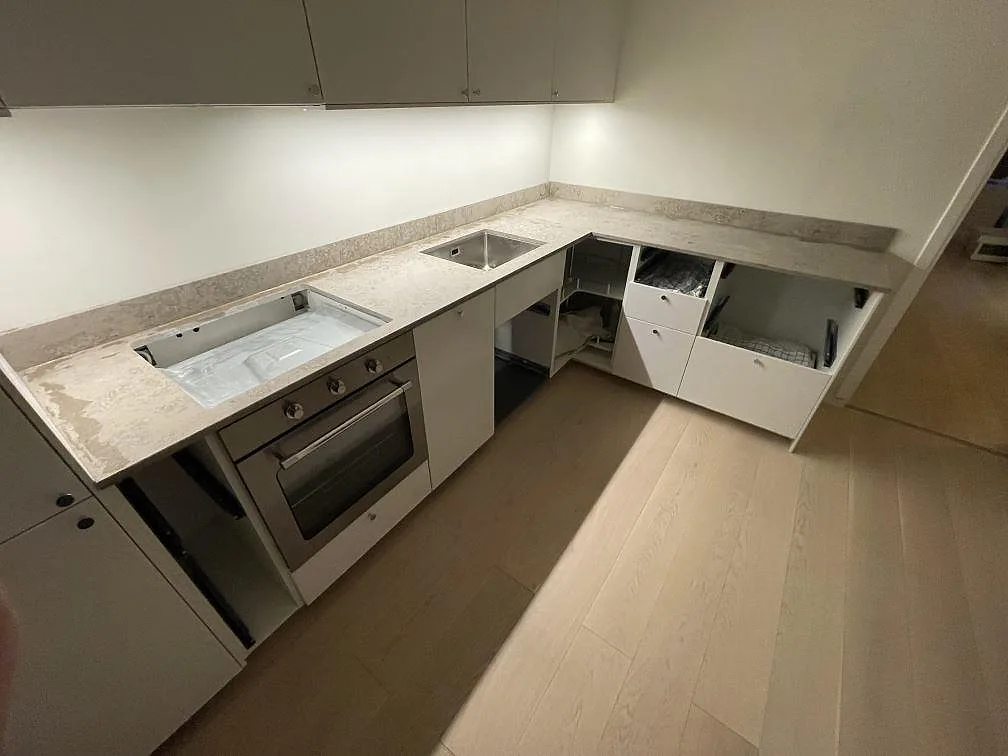 Køkkenbordplade i Jura Grey, Sundbyberg – billede 5