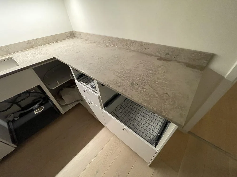 Køkkenbordplade i Jura Grey, Sundbyberg – billede 6