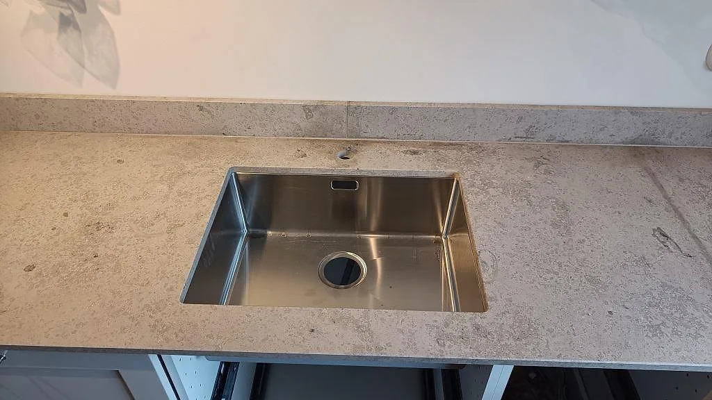 Køkkenbordplade i Jura Grey, Västra Frölunda – billede 4
