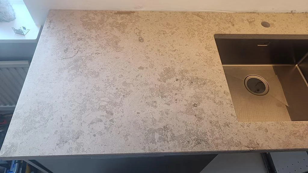 Køkkenbordplade i Jura Grey, Varberg – billede 4