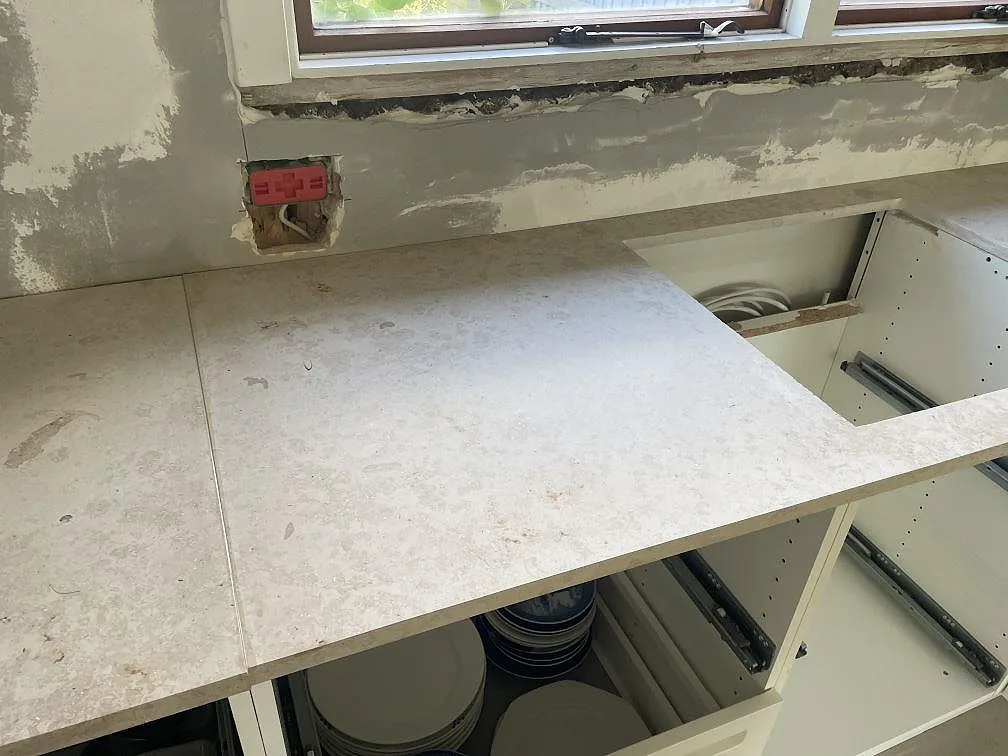 Køkkenbordplade i Jura Grey, Vedbæk – billede 5