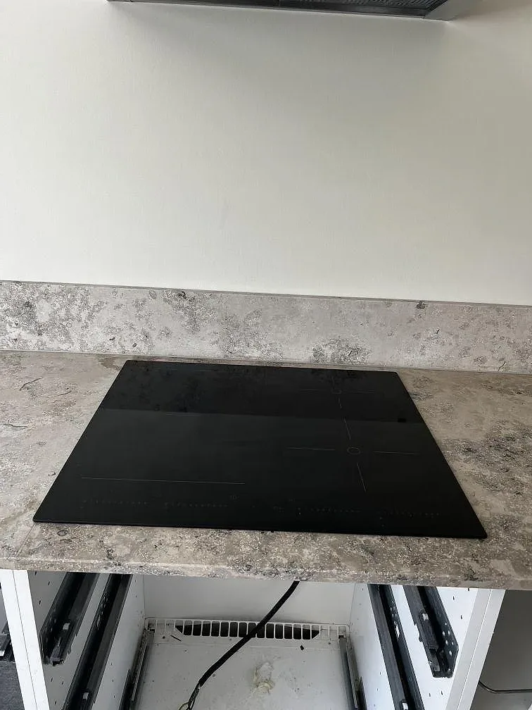Køkkenbordplade i Jura Grey, Ytterby – billede 6