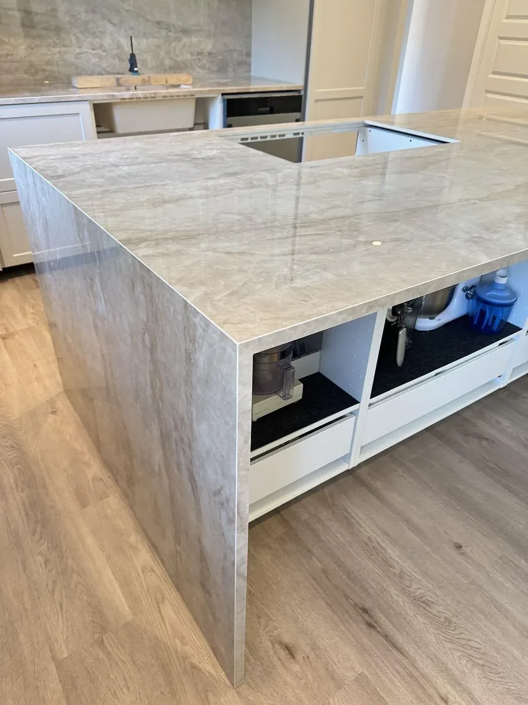 Køkkenbordplade i Makrana, Gislaved – billede 2