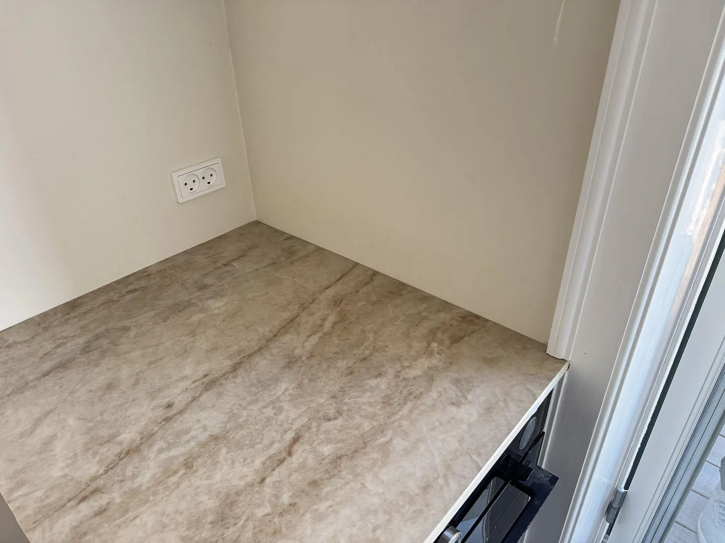 Køkkenbordplade i Makrana, København N – billede 7