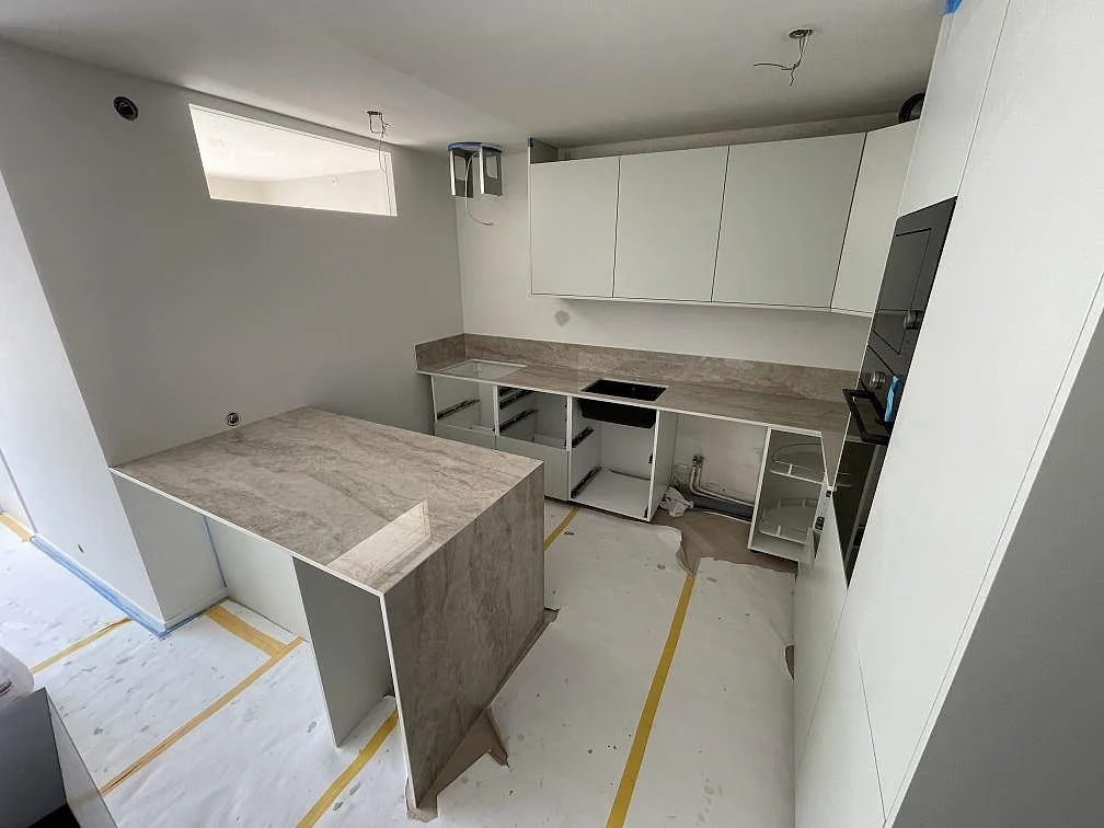 Køkkenbordplade i Makrana, Stockholm – billede 2