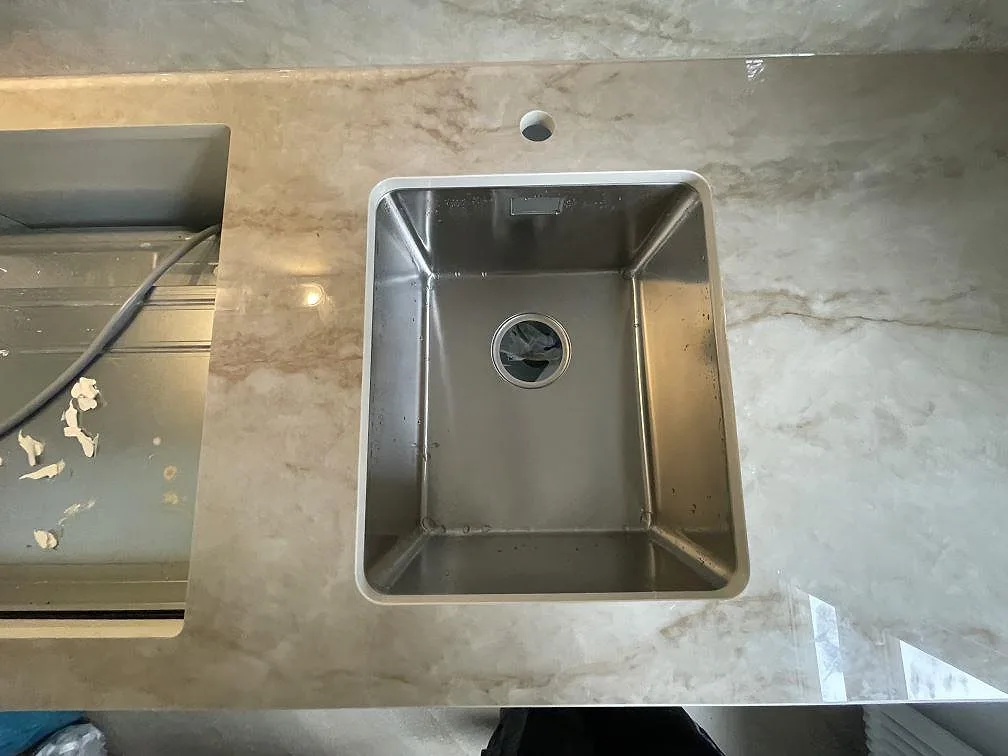 Køkkenbordplade i Makrana, Stockholm – billede 3