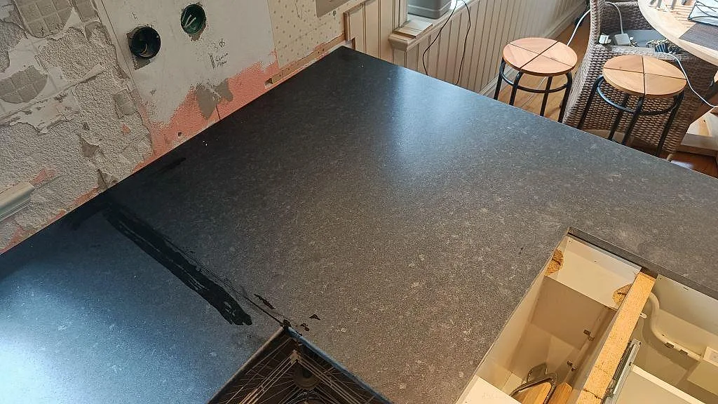 Køkkenbordplade i Nero Assoluto, Ängelholm – billede 6