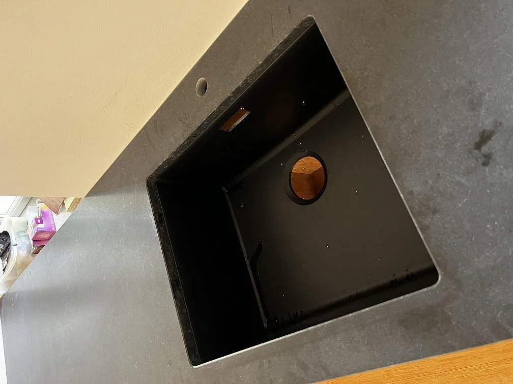 Køkkenbordplade i Nero Assoluto, Assens – billede 6