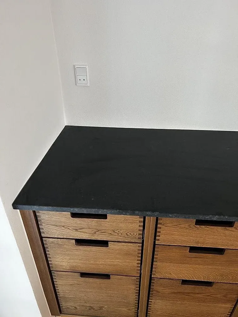 Køkkenbordplade i Nero Assoluto, Assens – billede 5
