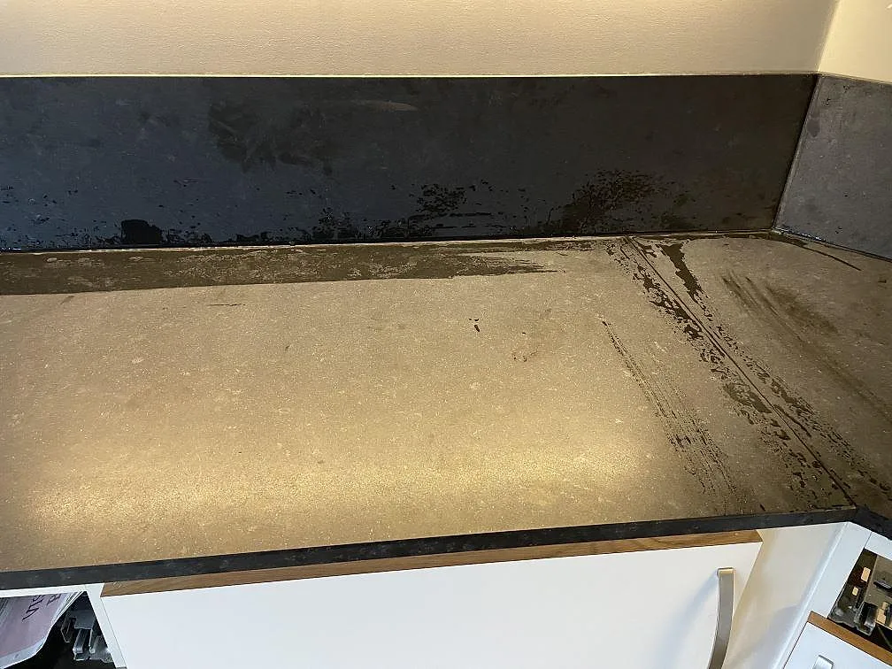 Køkkenbordplade i Nero Assoluto, Bjuv – billede 3