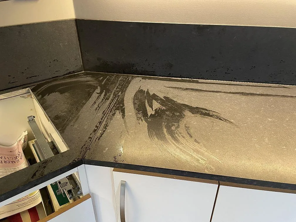 Køkkenbordplade i Nero Assoluto, Bjuv – billede 5