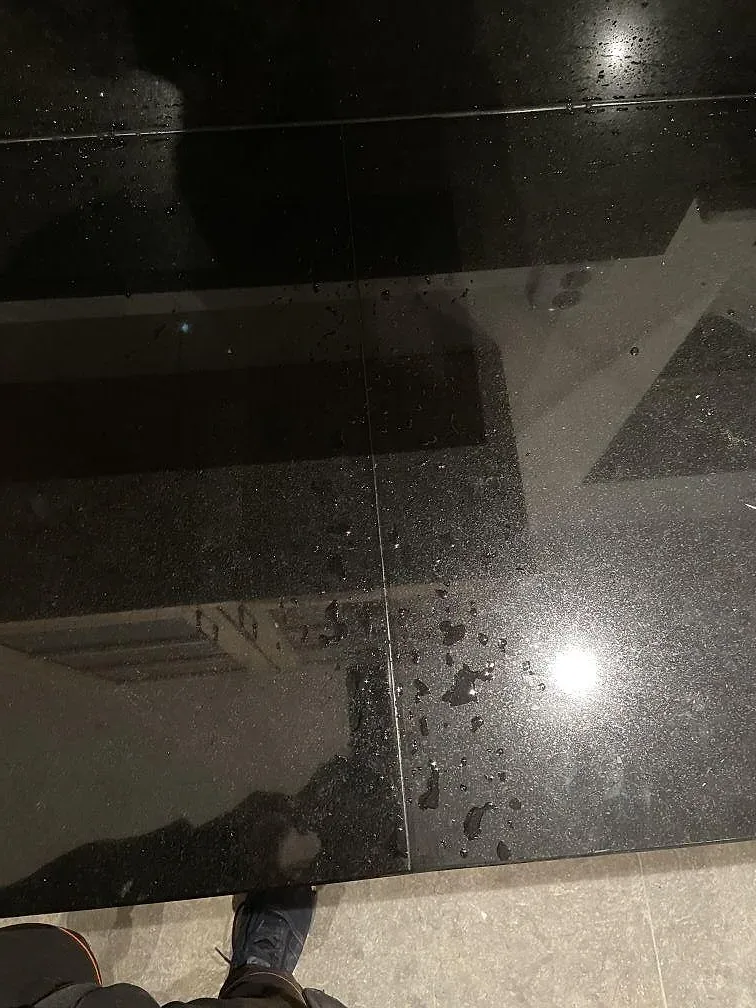 Køkkenbordplade i Nero Assoluto-granit, Degeberga – billede 7