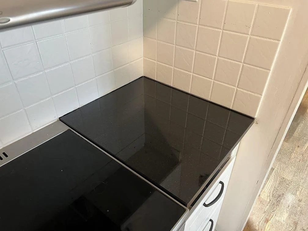 Køkkenbordplade i Nero Assoluto, Gnesta – billede 3