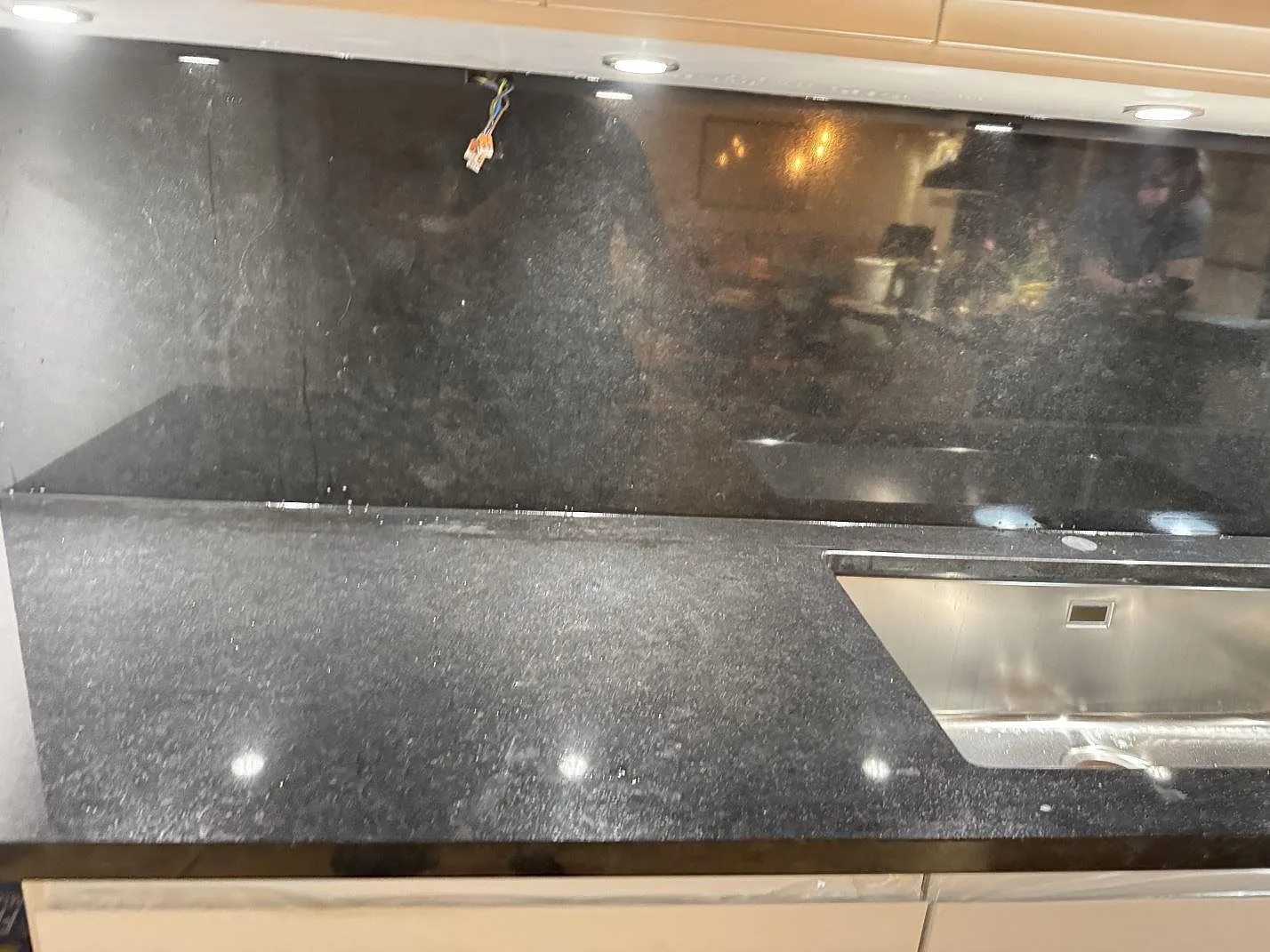 Køkkenbordplade i Nero Assoluto, Göteborg – billede 2