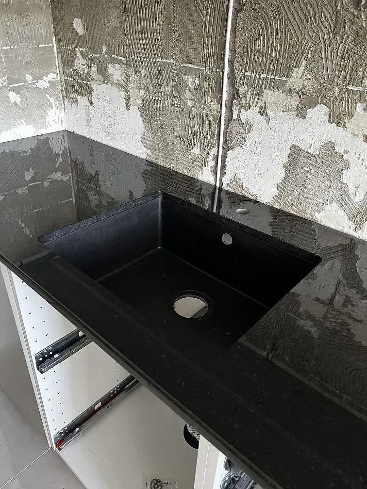 Køkkenbordplade i Nero Assoluto, Helsingborg – billede 4