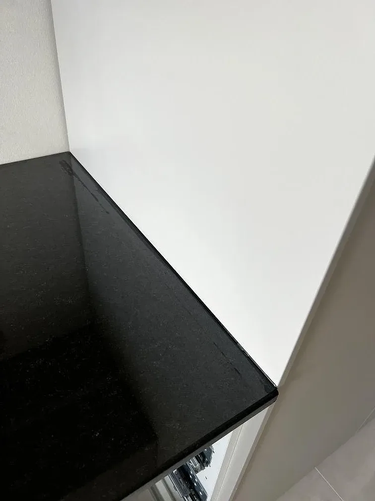 Køkkenbordplade i Nero Assoluto, Helsingborg – billede 8