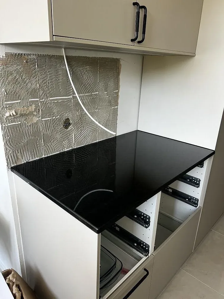Køkkenbordplade i Nero Assoluto, Helsingborg – billede 5