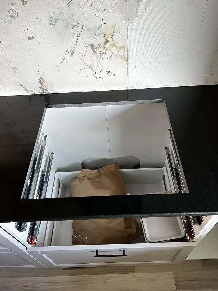 Køkkenbordplade i Nero Assoluto, Helsingborg – billede 8