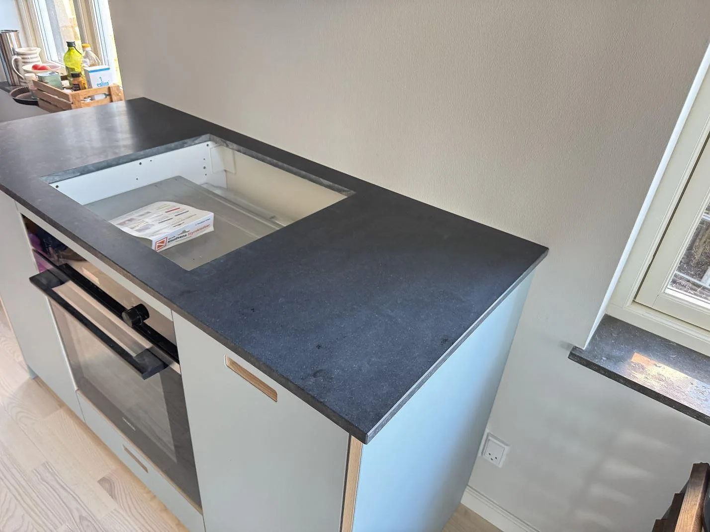 Køkkenbordplade i Nero Assoluto, Helsingør – billede 3