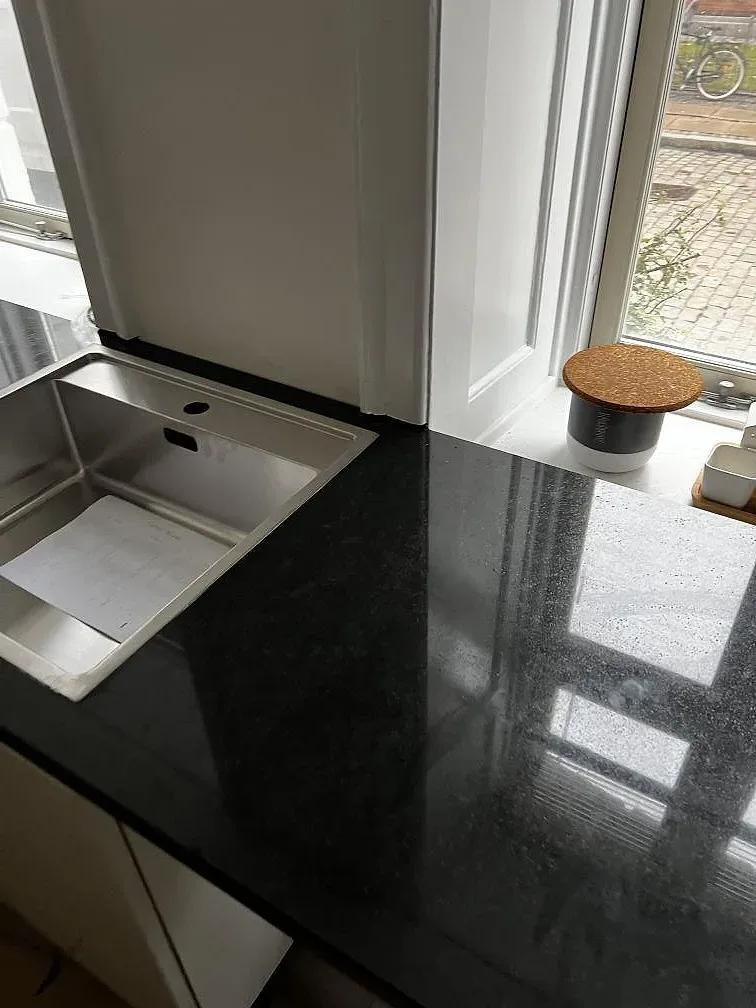 Køkkenbordplade i Nero Assoluto, Köpenhamn – billede 4