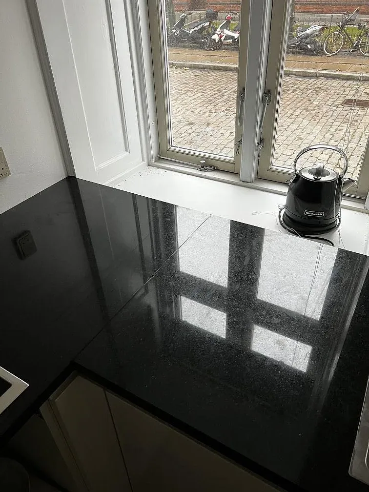 Køkkenbordplade i Nero Assoluto, Köpenhamn – billede 6