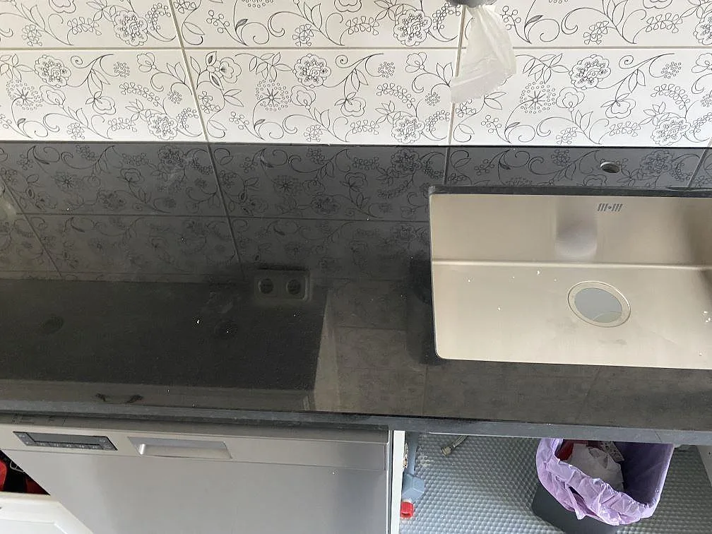 Køkkenbordplade i Nero Assoluto, Kristianstad – billede 5