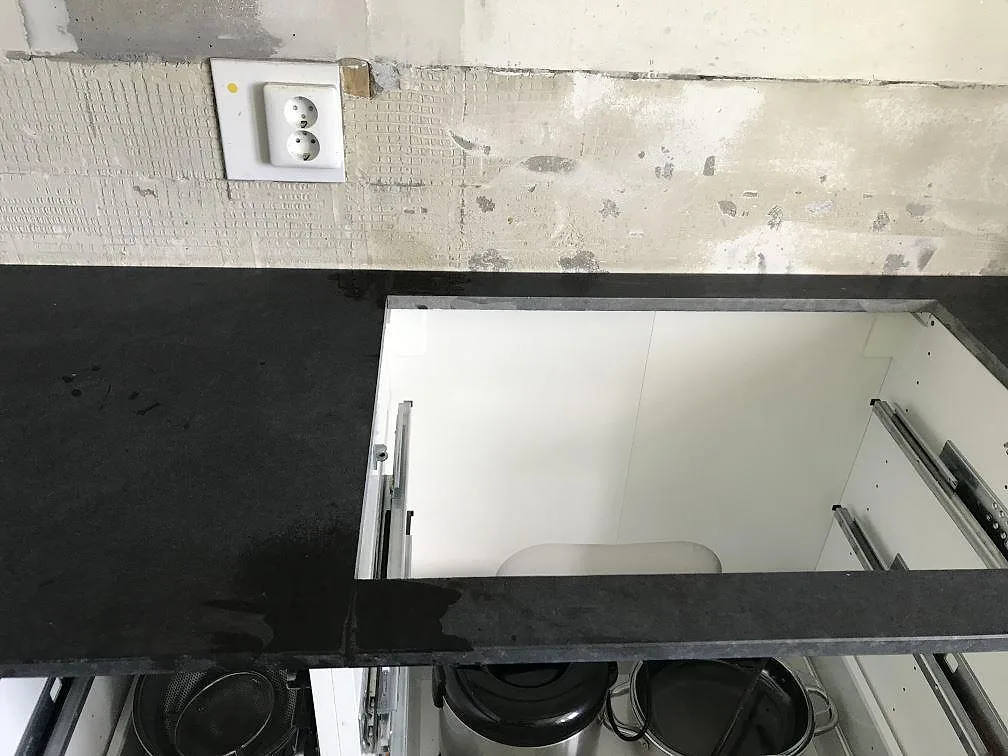 Køkkenbordplade i Nero Assoluto, Landskrona – billede 6