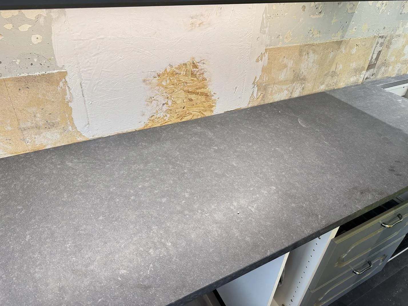 Køkkenbordplade i Nero Assoluto Leather, Grums – billede 7
