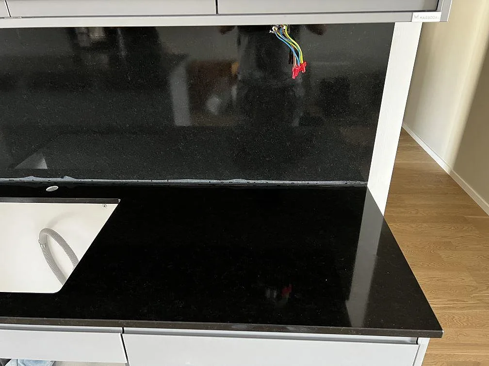 Køkkenbordplade i Nero Assoluto, Limhamn – billede 4