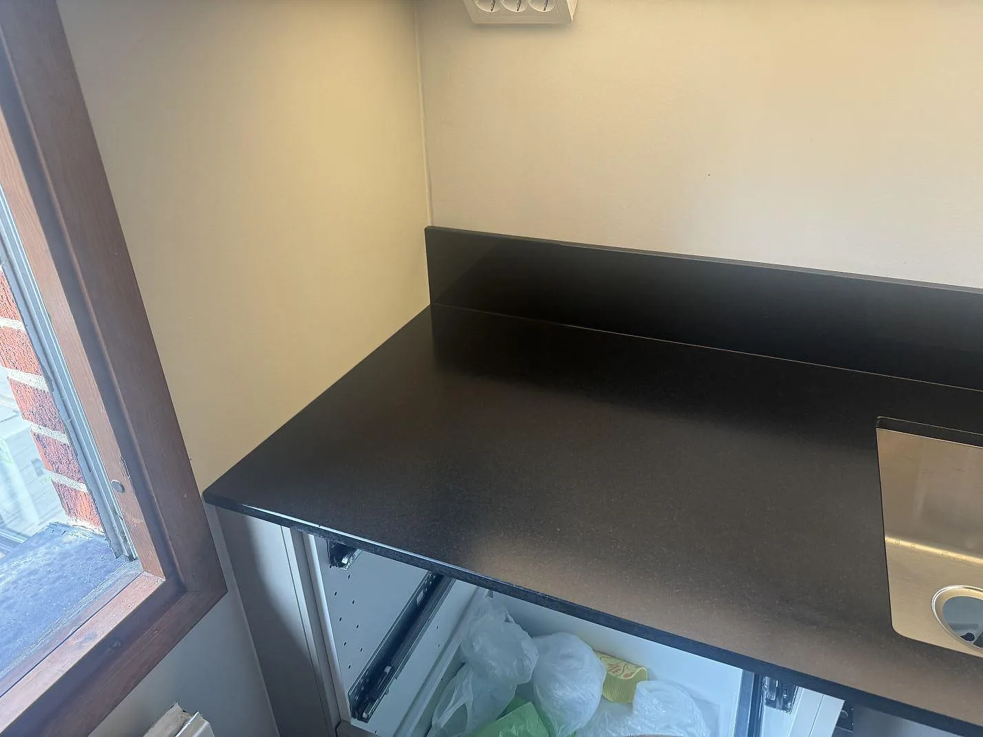 Køkkenbordplade i Nero Assoluto, Lomma – billede 8