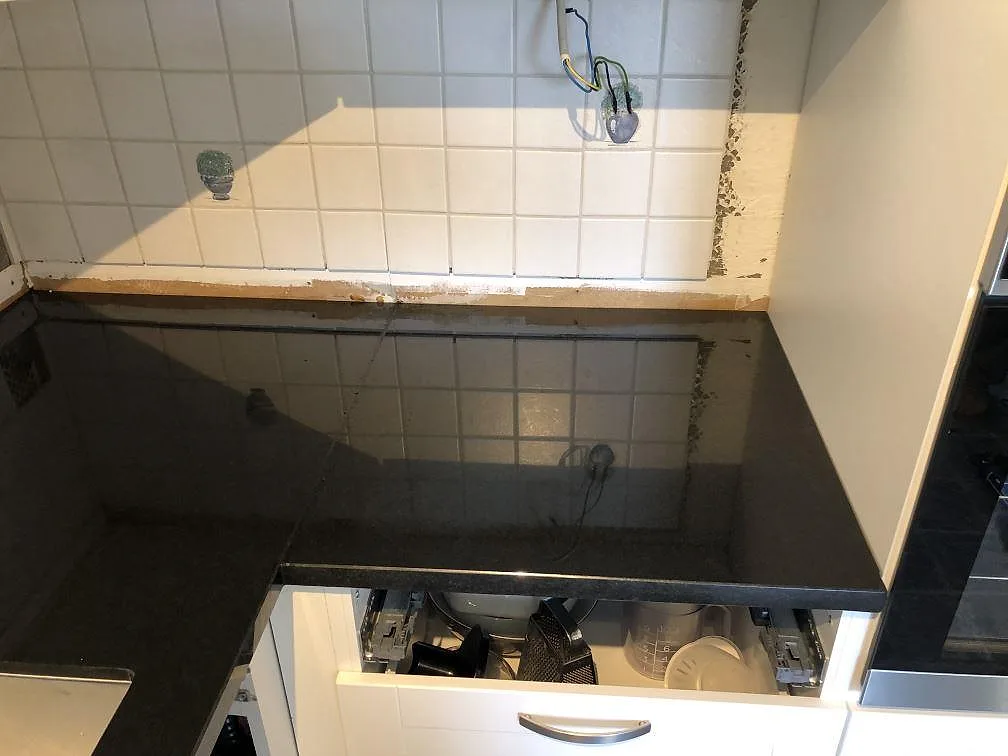 Køkkenbordplade i Nero Assoluto, Malmö – billede 7