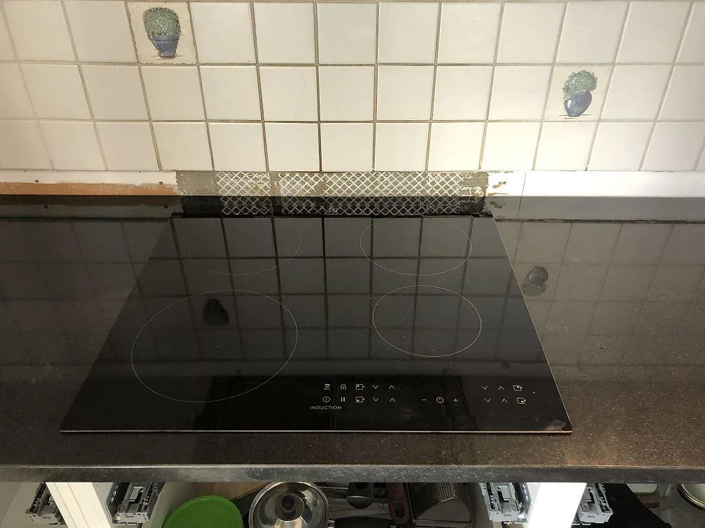 Køkkenbordplade i Nero Assoluto, Malmö – billede 3