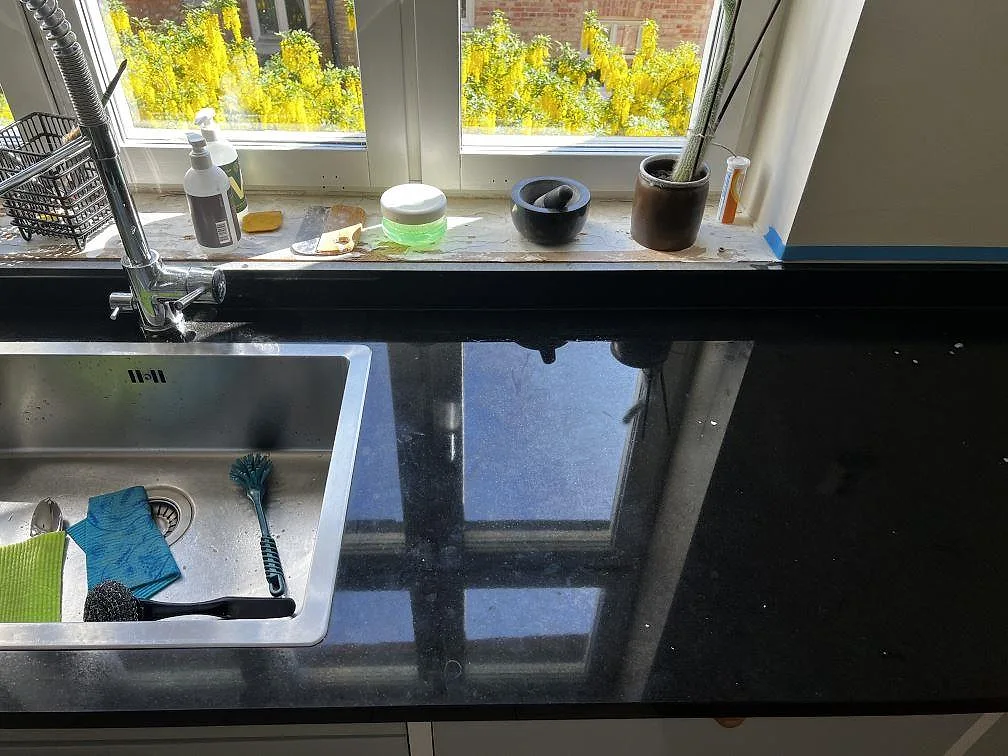 Køkkenbordplade i Nero Assoluto, Malmö – billede 5