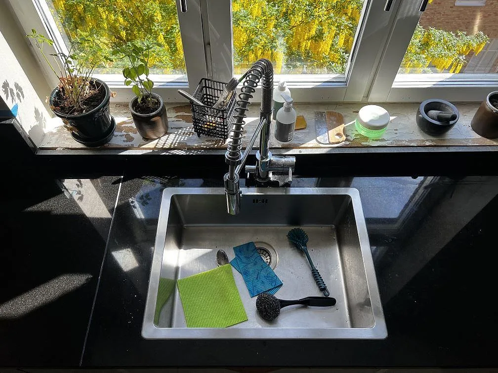 Køkkenbordplade i Nero Assoluto, Malmö – billede 4