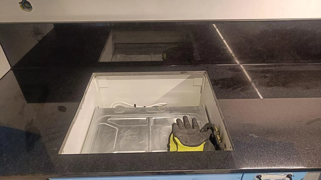 Køkkenbordplade i Nero Assoluto, Malmö – billede 6